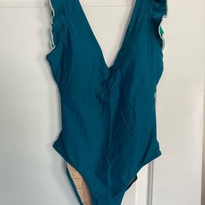 Summersalt Ruffle Backflip size 6